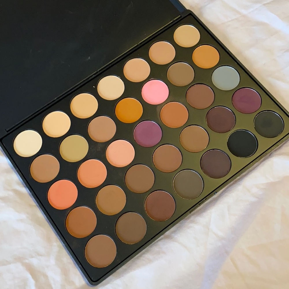 Morphe eyeshadow palette